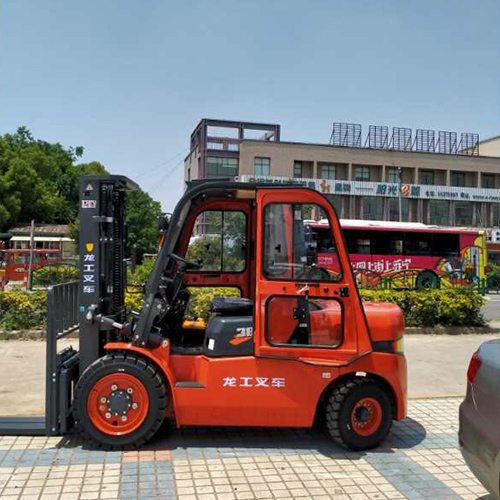 張家港江陰龍工叉車廠家直銷服務(wù)至上